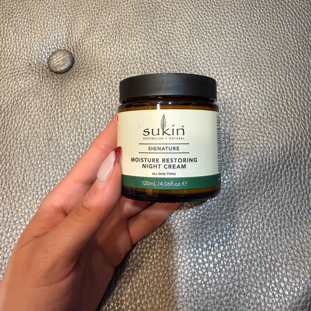 Sukin Green and White Moisturizer with Natural Ingredients